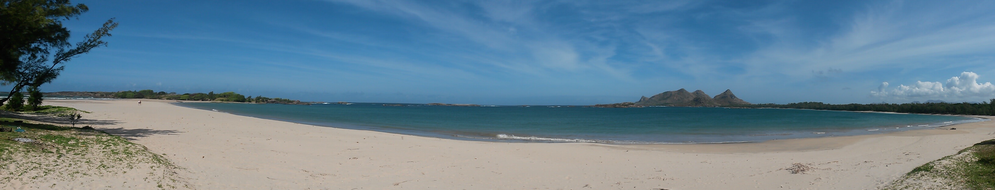 La plage de Lokaro